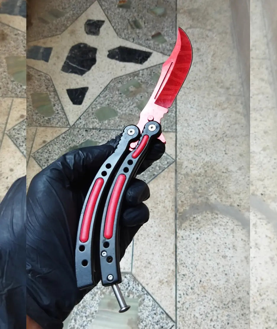 Red Butterfly Curved - Sharp Blade