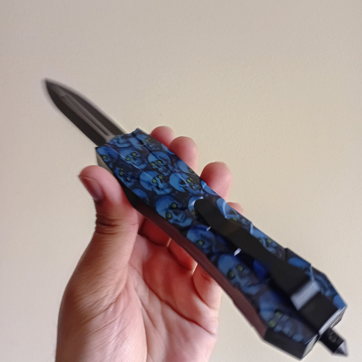 Blue Skull OTF Knife