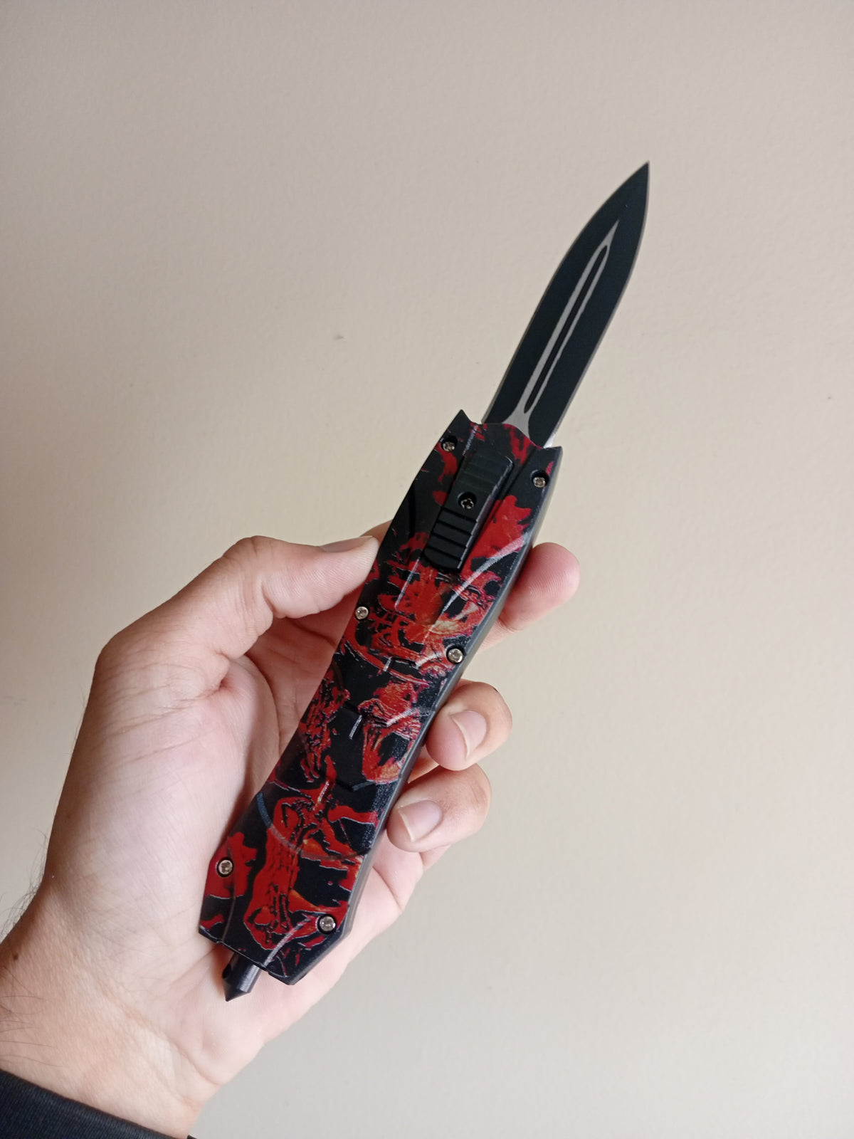 Red OTF Knife - Sharp