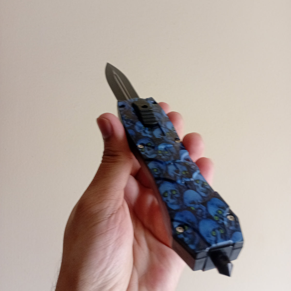 Blue Skull OTF Knife